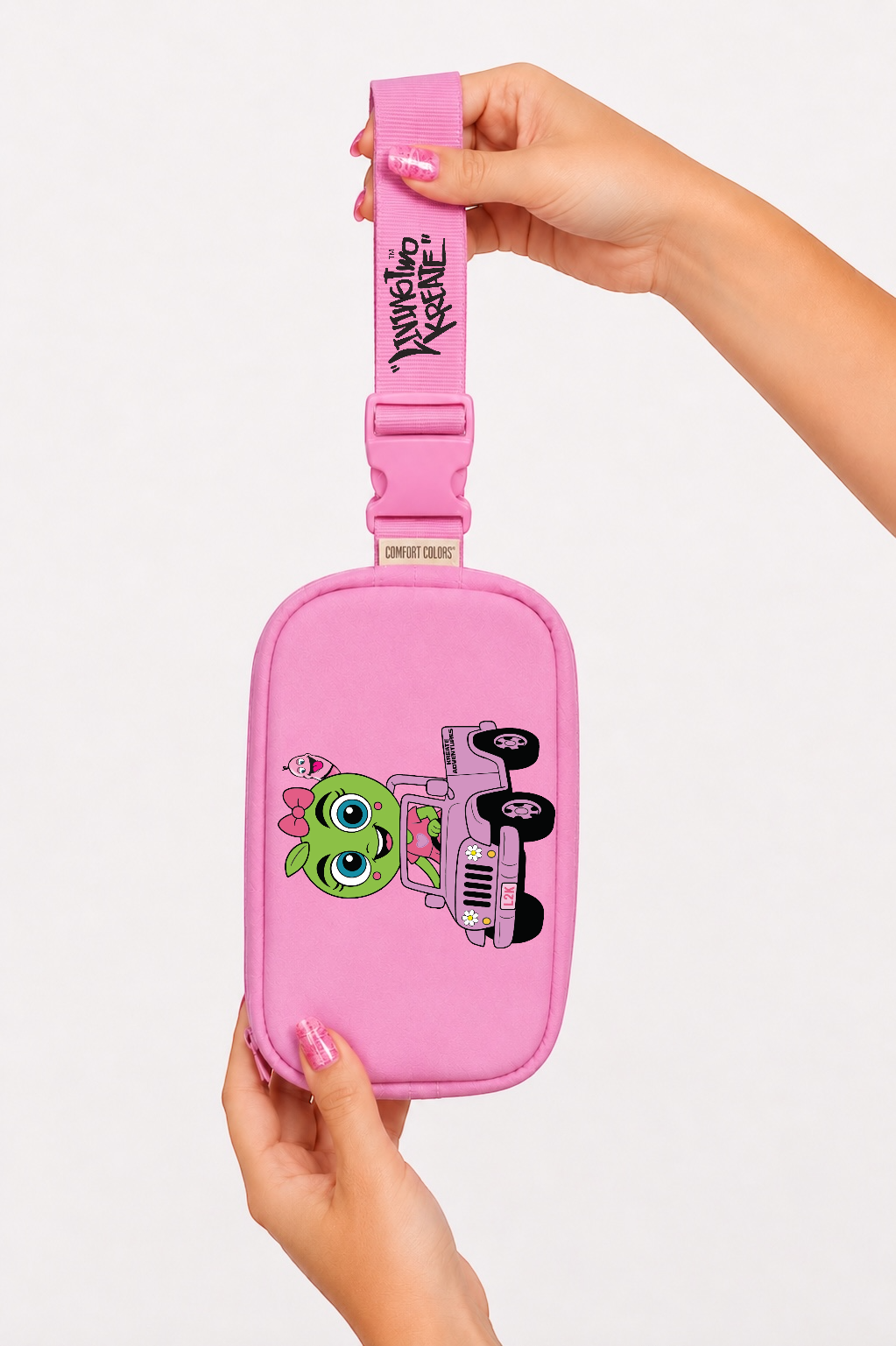 Livingtwokreate Sling Bag 🌸🍏